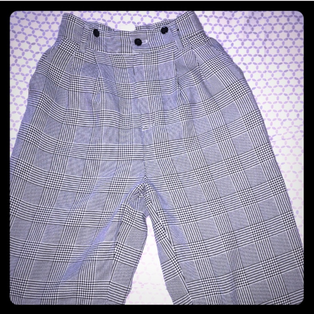 Pin_Stripped HighWaisted